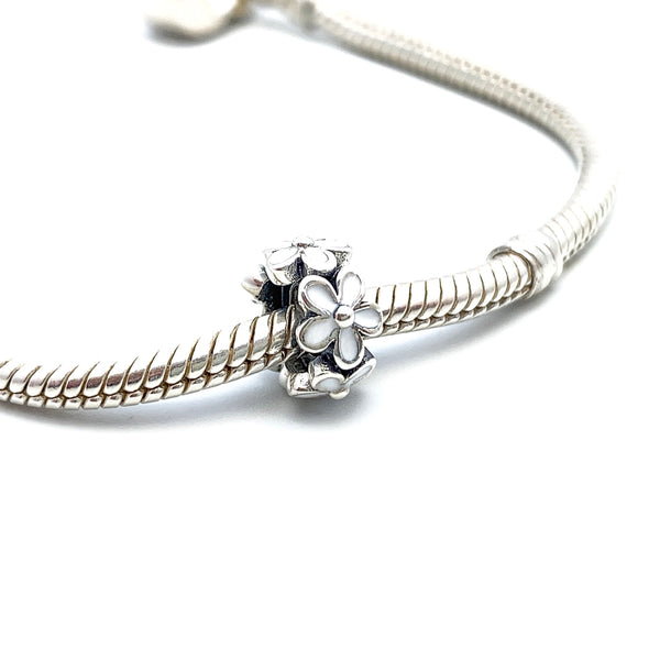 Daisy Crown Spacer - Stone Heart 