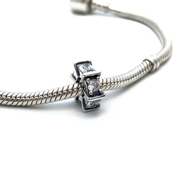 Radiant Ice Charm Spacer - Stone Heart 