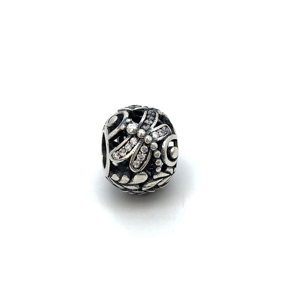 Dragonfly In Garden Charm Bead - Stone Heart 