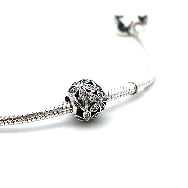 Sparkling Daisies Charm Bead - Stone Heart 