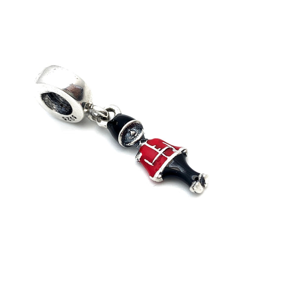 Queen's Guard Dangle - Stone Heart 